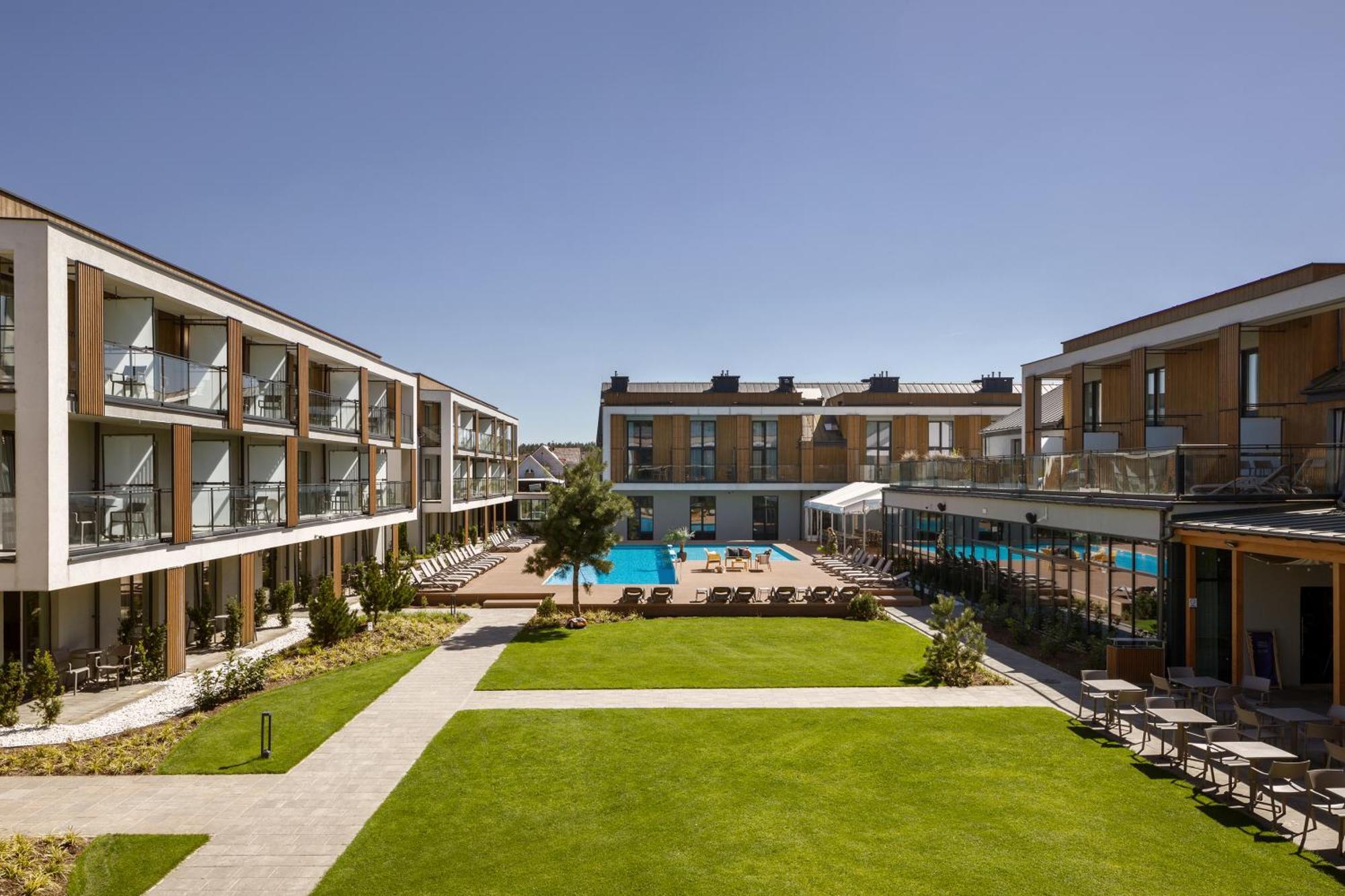 Hotel Saltic Resort & Spa Grzybowo Kołobrzeg Exteriör bild